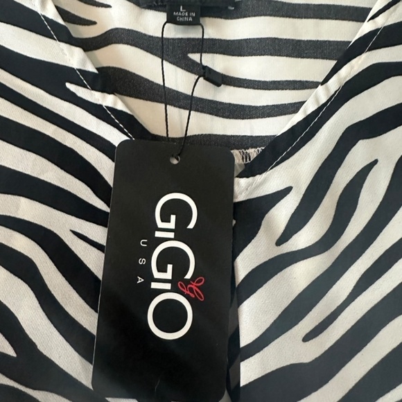 GiGiO Blouse V-neck Zebra Print Large - Picture 5 of 6